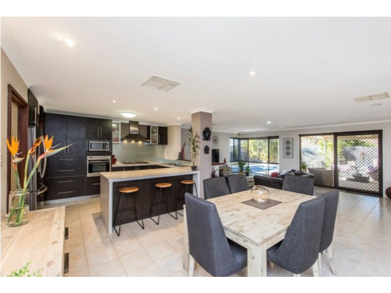 6 Gleed Court, Gosnells WA 6110