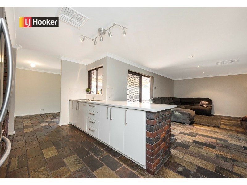 10 Rudall Close, Gosnells WA 6110