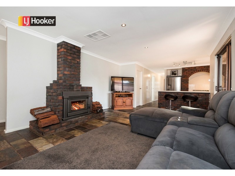 10 Rudall Close, Gosnells WA 6110