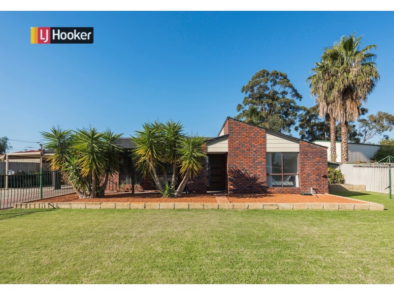 10 Rudall Close, Gosnells WA 6110