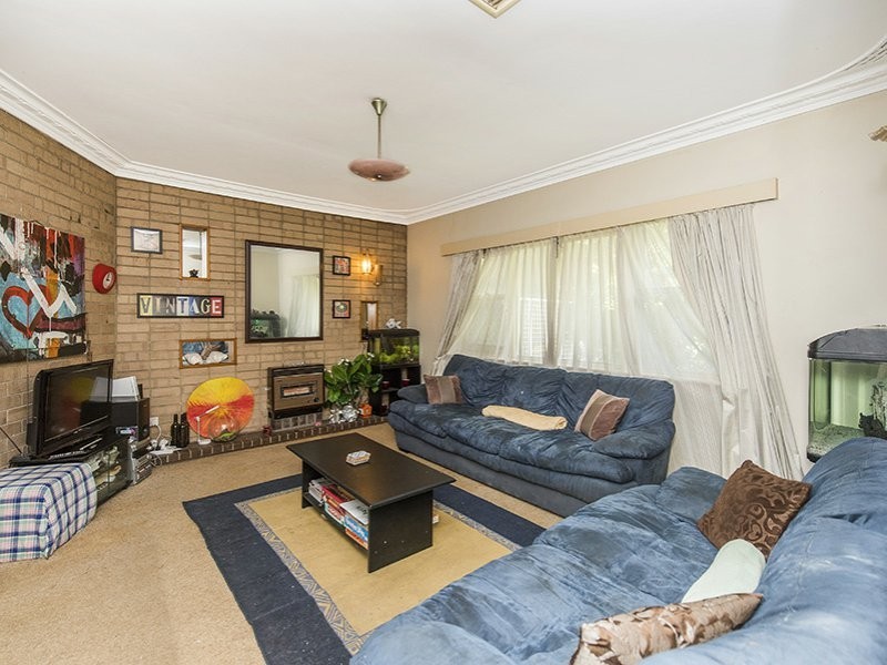 37 Lalor Road, Kenwick WA 6107