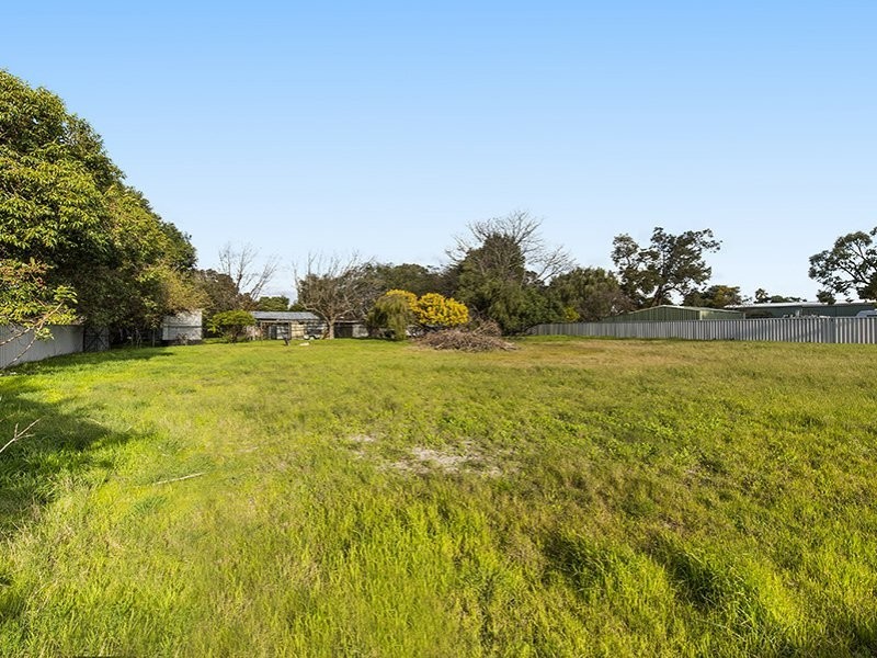 37 Lalor Road, Kenwick WA 6107