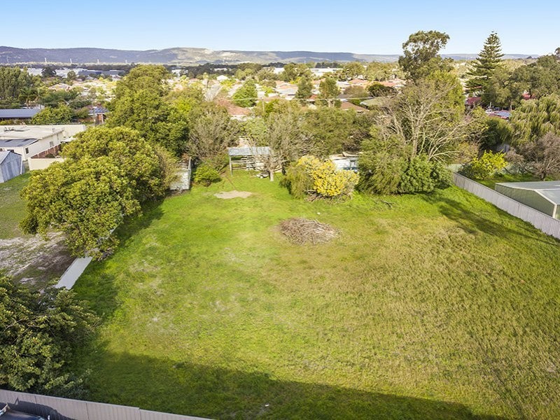 37 Lalor Road, Kenwick WA 6107