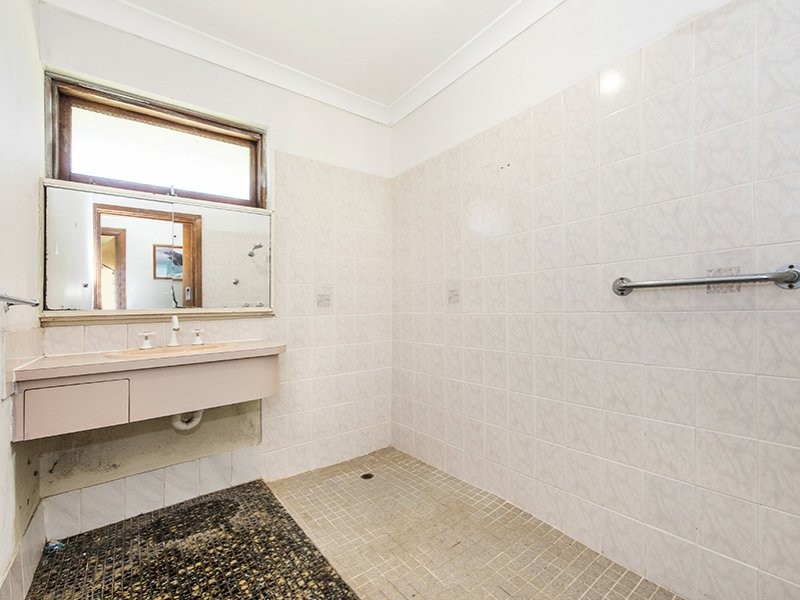 30 Tenterden Way, Gosnells WA 6110