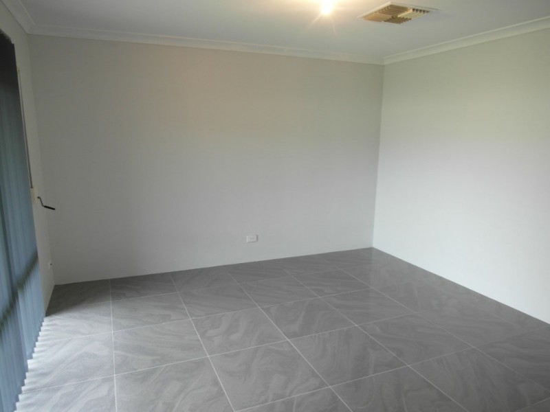 14 Lancaster Place, Maddington WA 6109