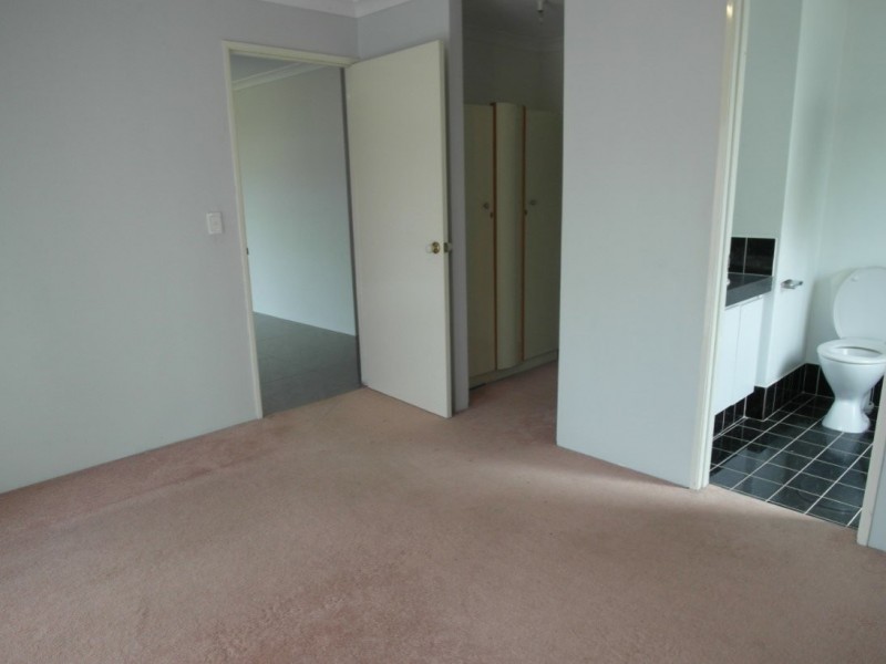 14 Lancaster Place, Maddington WA 6109