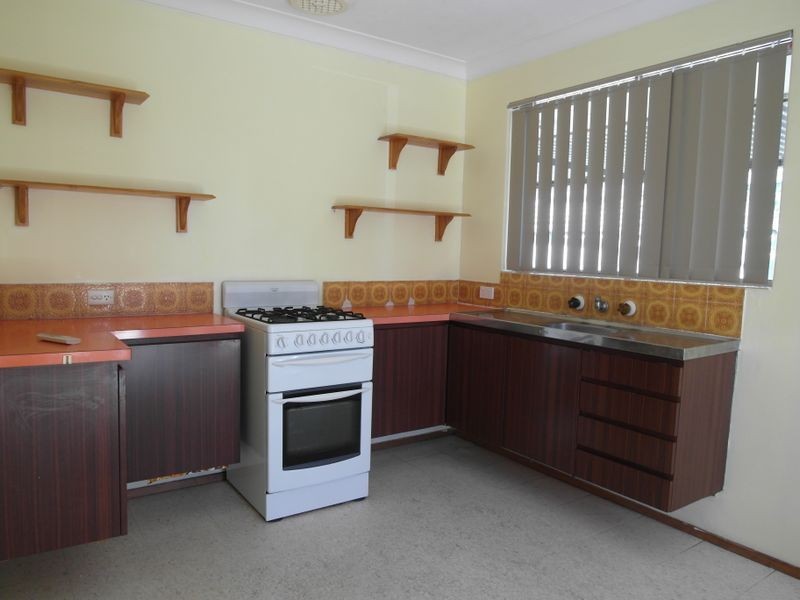 9 Conifer Street, Maddington WA 6109
