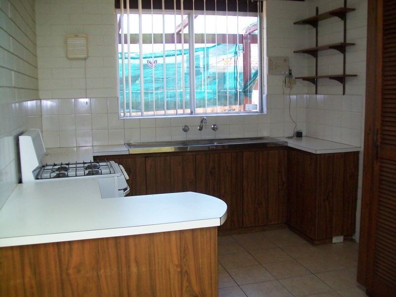 10 Helena Court, Thornlie WA 6108