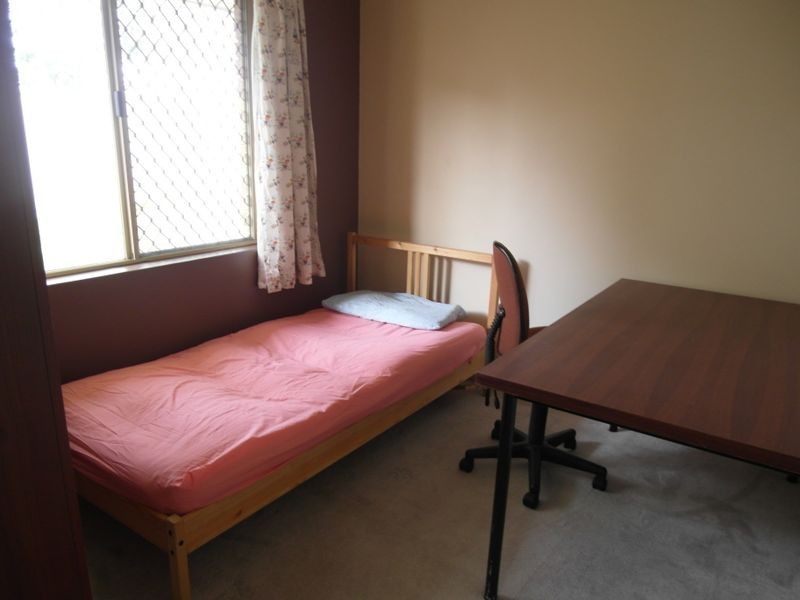 24/208 Burslem Drive, Maddington WA 6109