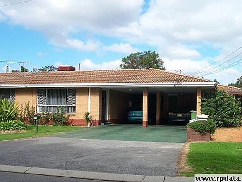 2/1 Manning Av, Gosnells WA 6110