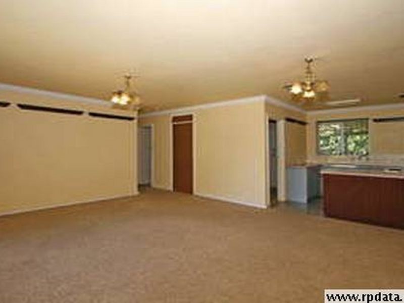 2/1 Manning Av, Gosnells WA 6110