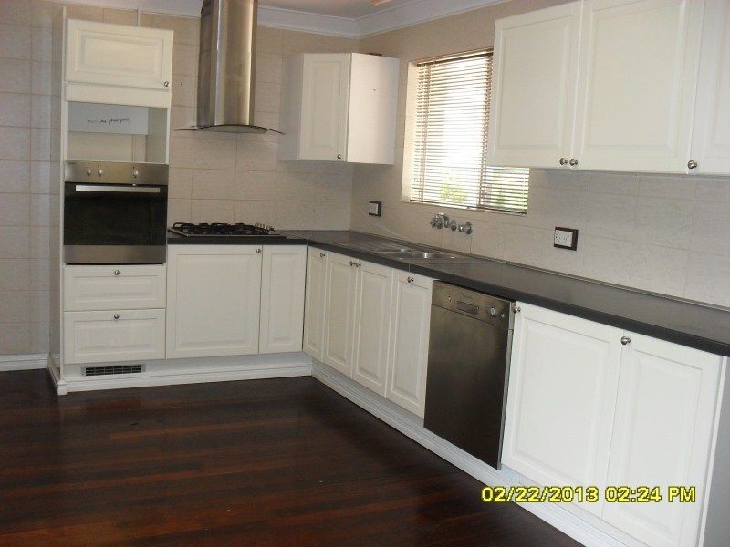 8 Heather Street, Gosnells WA 6110