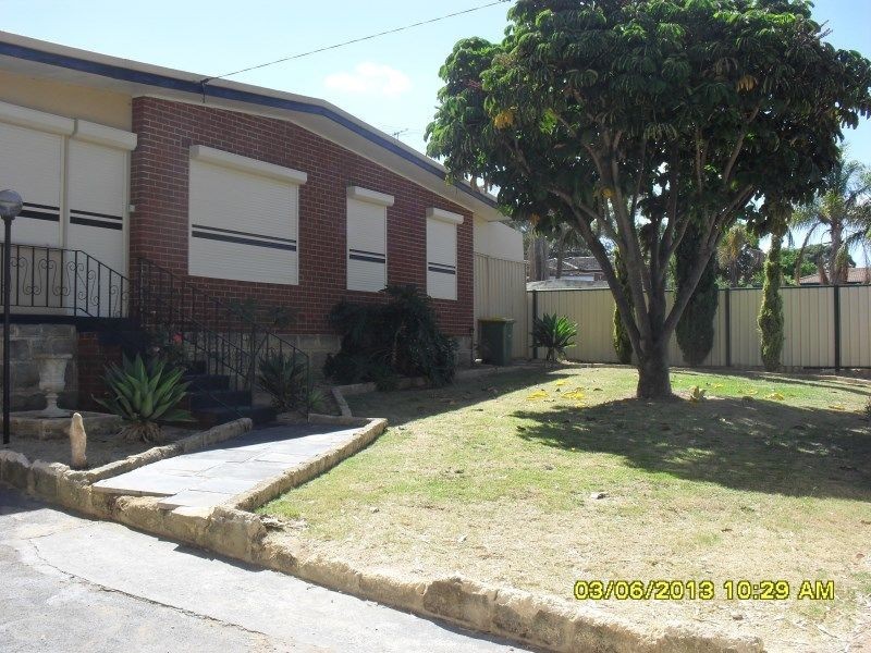 30 Woodley way, Parmelia WA 6167