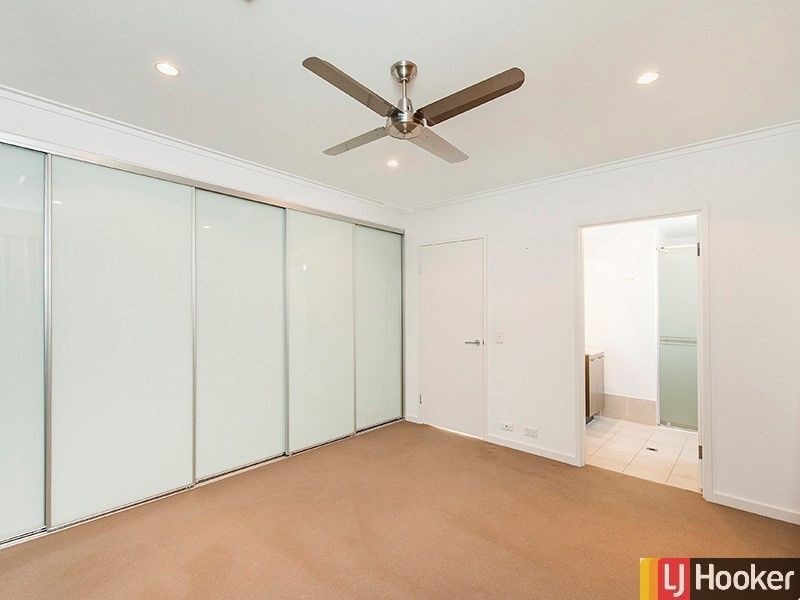 71 Victoria Park Drive, Burswood WA 6100