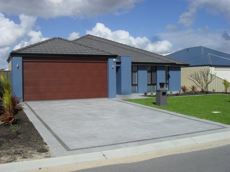 9 Southampton Drive, Piara Waters WA 6112