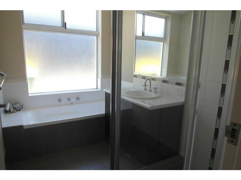 48A Miranda Way, Gosnells WA 6110