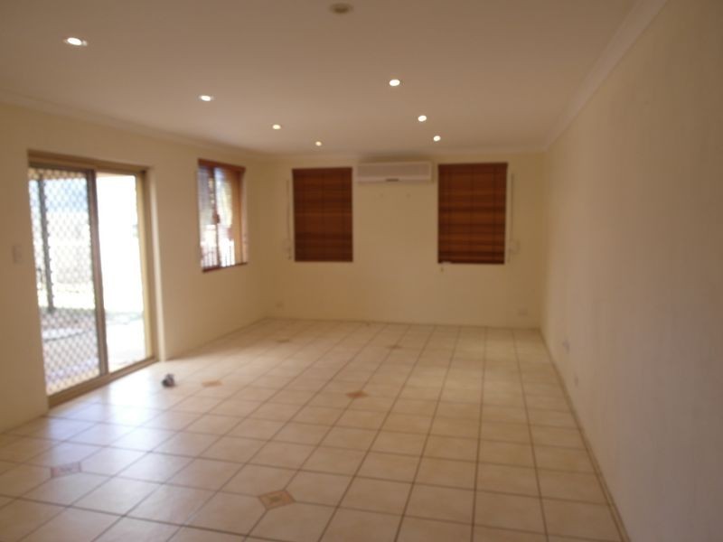 102 Eileen Street, Gosnells WA 6110