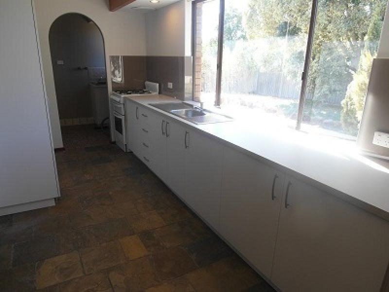 7 Harvey Close, Gosnells WA 6110