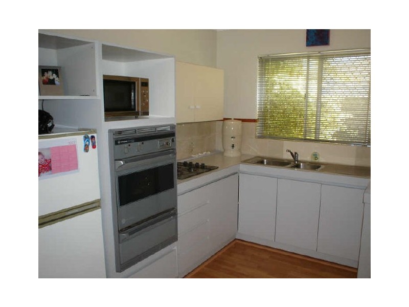 22 Thomas Street, East Cannington WA 6107