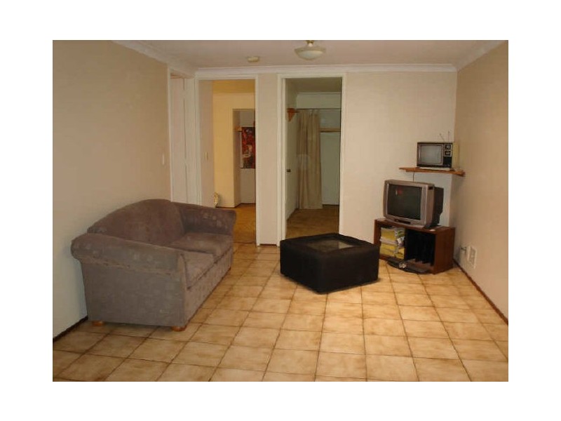 24 Sevington Street, Maddington WA 6109