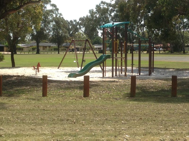 27 Banach Street, Maddington WA 6109