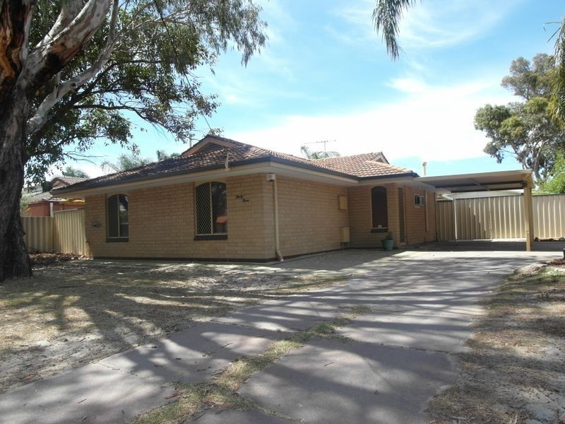 33 Masters Street, Kenwick WA 6107
