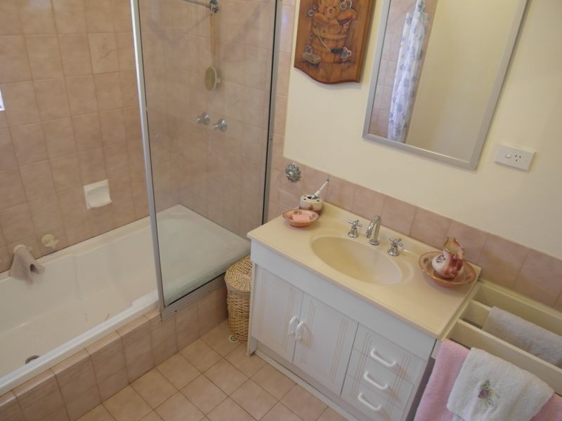 33 Masters Street, Kenwick WA 6107