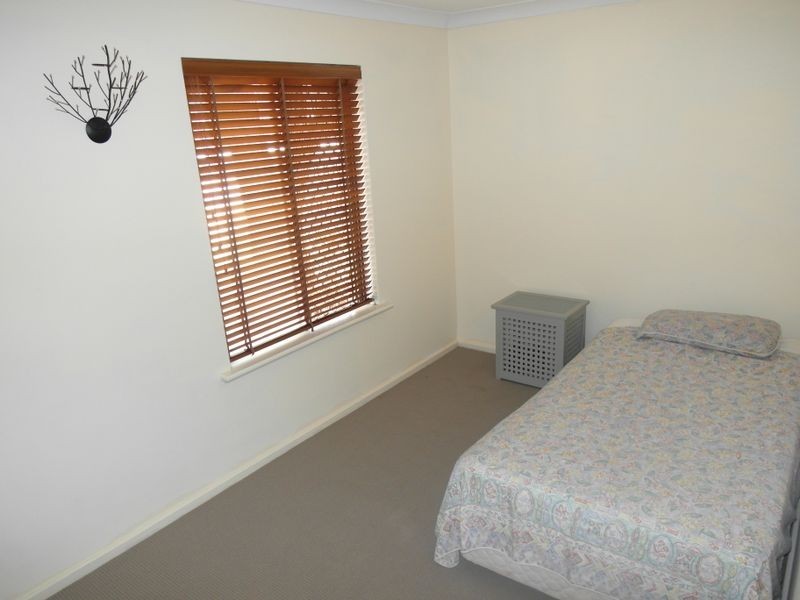 33 Masters Street, Kenwick WA 6107