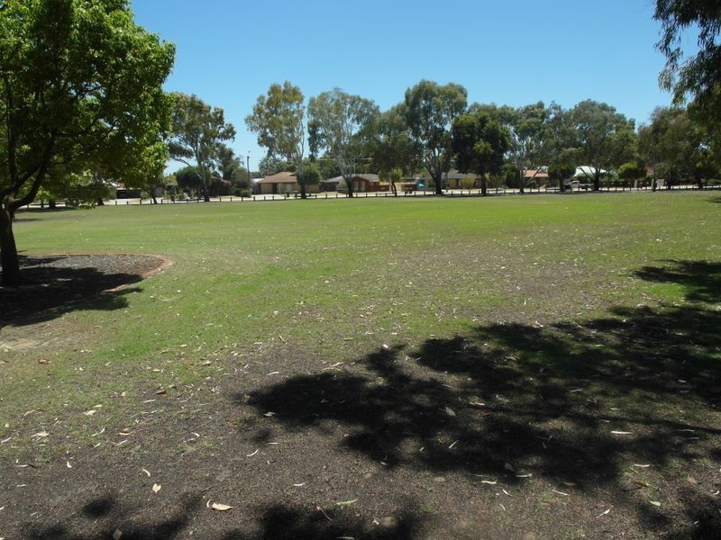 33 Masters Street, Kenwick WA 6107