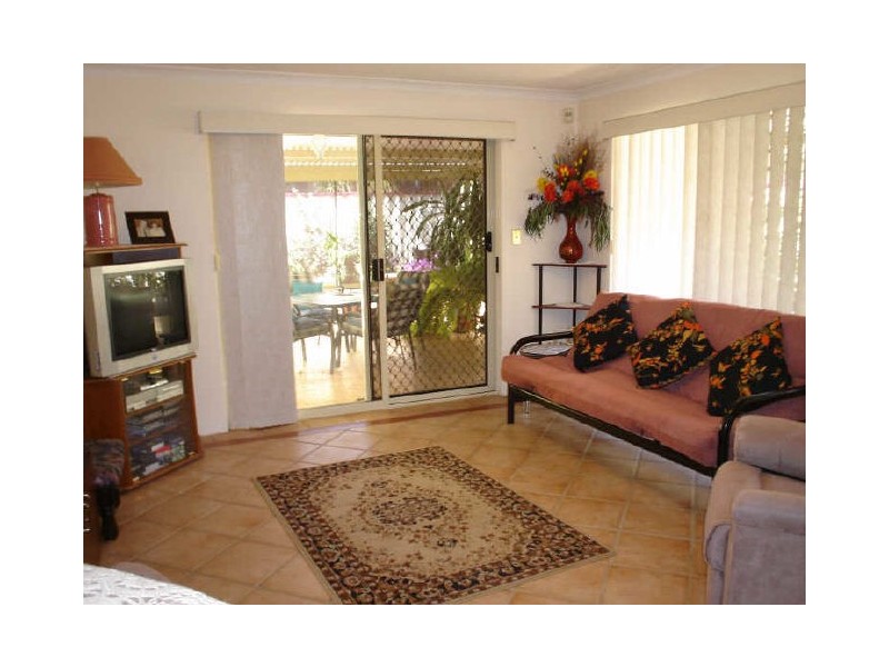 30 Riverbank Drive, Gosnells WA 6110