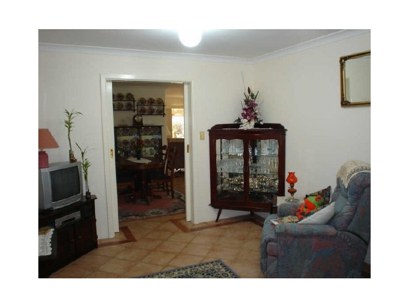 30 Riverbank Drive, Gosnells WA 6110