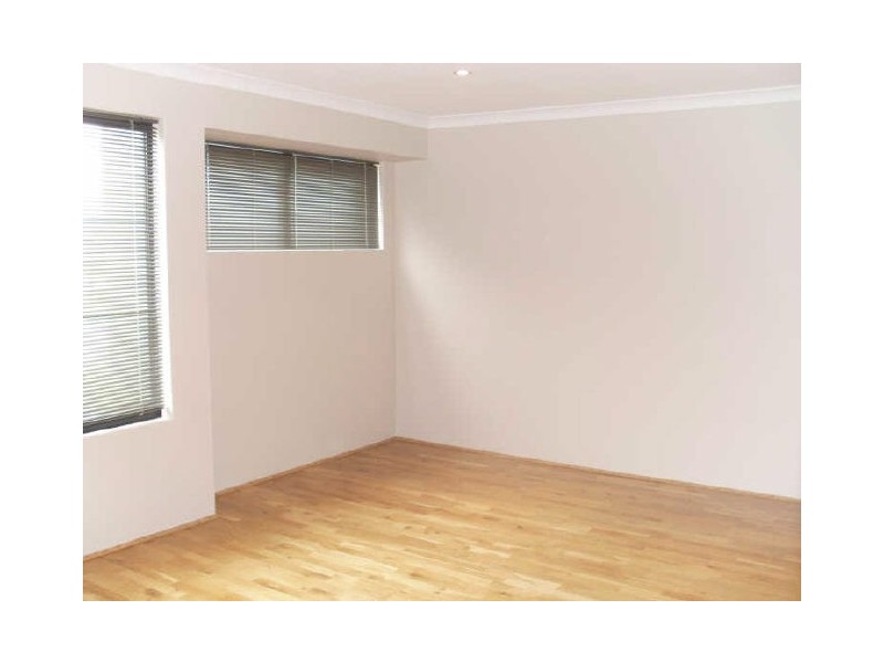 11 Honeydew Bend, Byford WA 6122