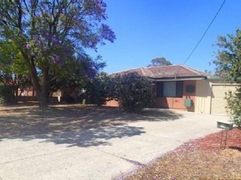 15 Selsdon Road, Camillo WA 6111