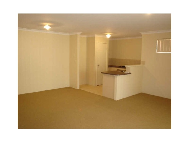4/17 Bert Street, Gosnells WA 6110
