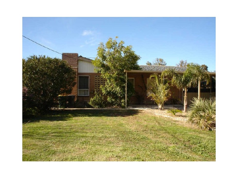 12 Ecton Street, Gosnells WA 6110