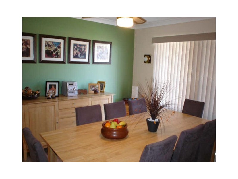 2 Moonstone Place, Gosnells WA 6110