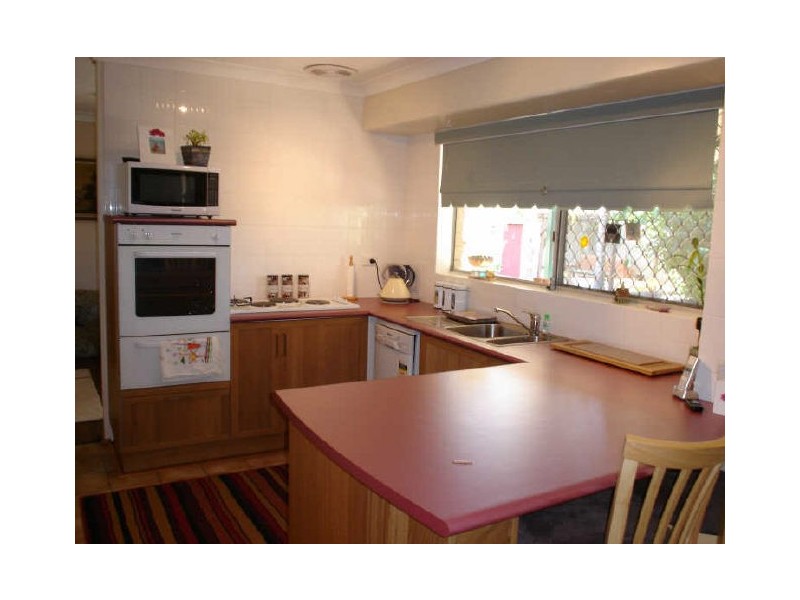 2 Moonstone Place, Gosnells WA 6110