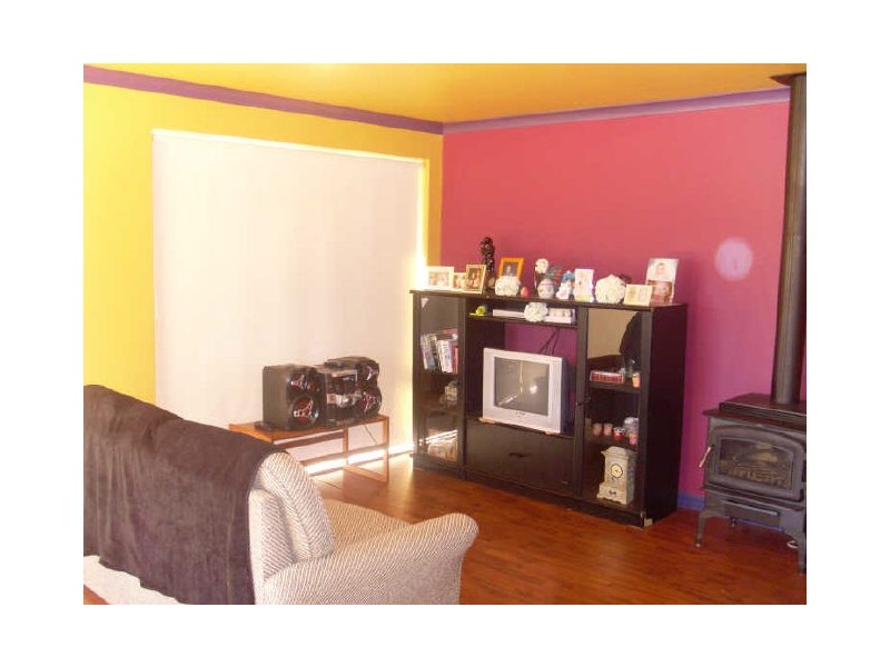 41 Derry Ave, Mount Nasura WA 6112