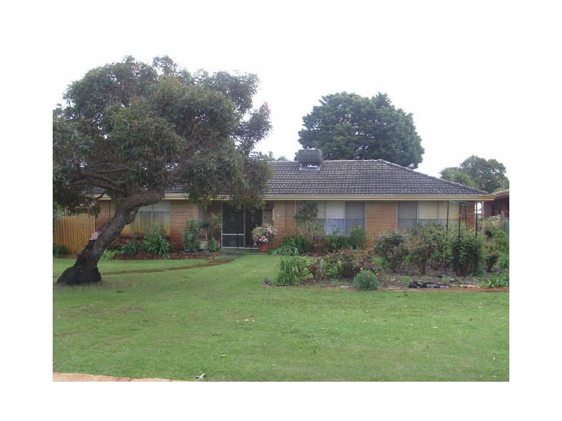 8 Chelsfield Street, Gosnells WA 6110