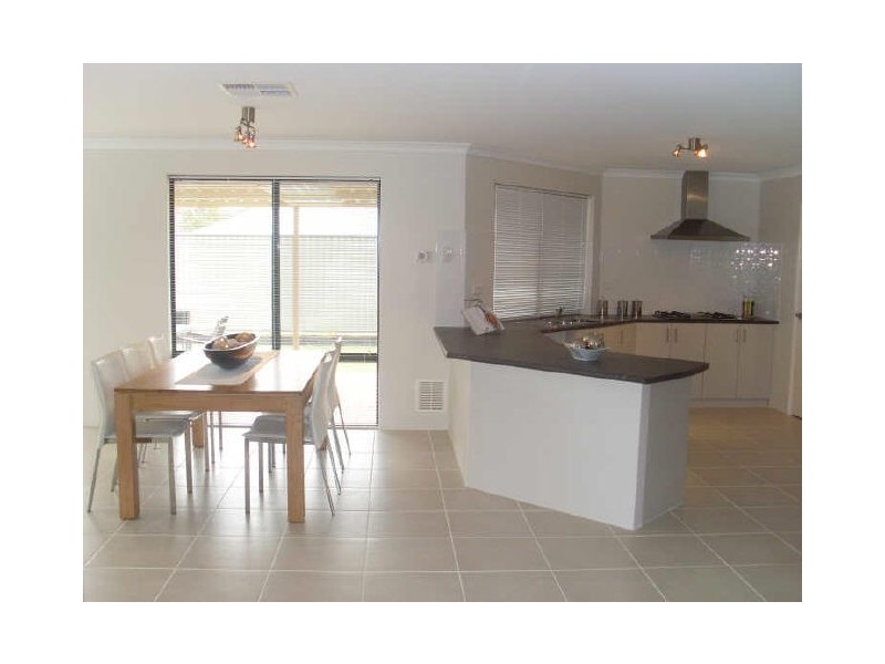 34 Howitzer Turn, Byford WA 6122