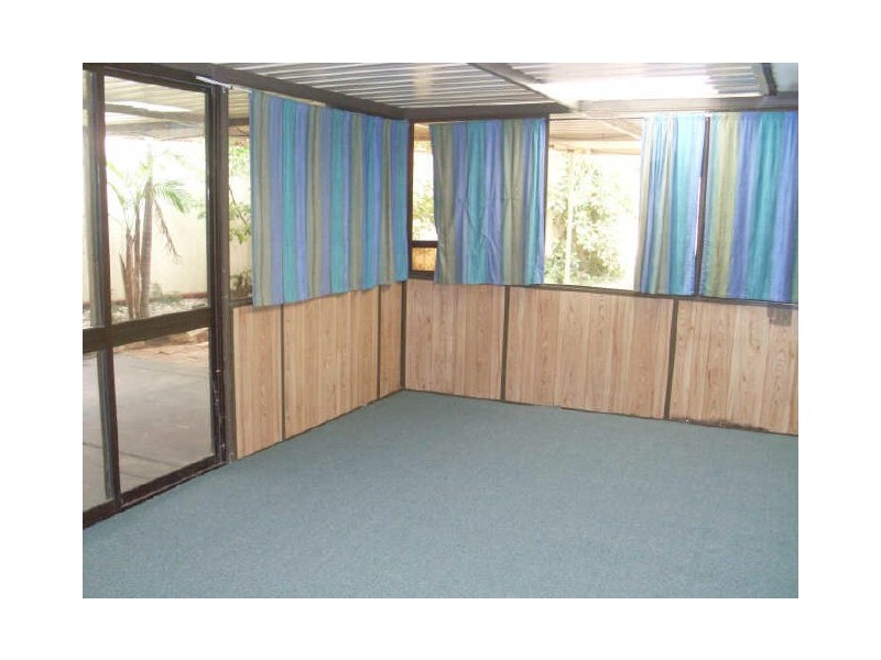 30 Holling Street, Maddington WA 6109