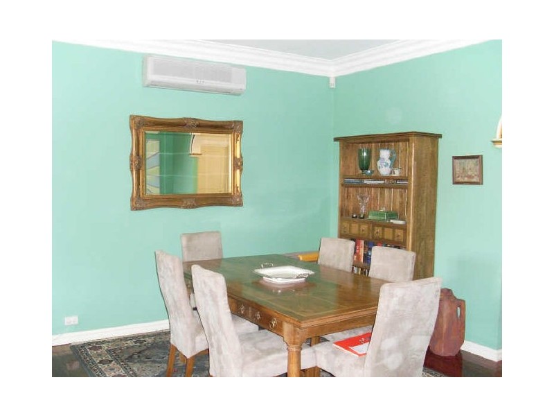 5 Weston Street, Maddington WA 6109