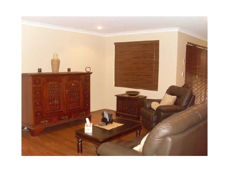 9 Coles Street, Byford WA 6122