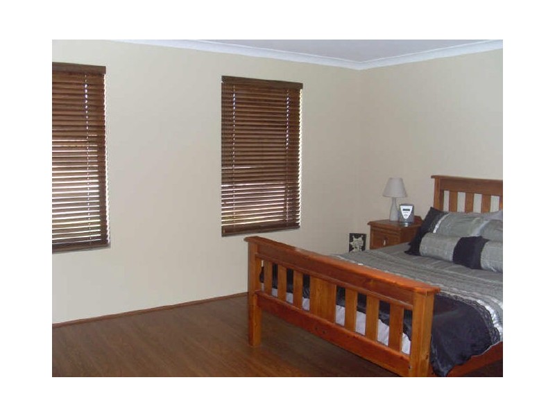 9 Coles Street, Byford WA 6122