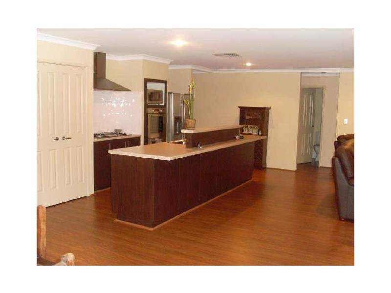 9 Coles Street, Byford WA 6122