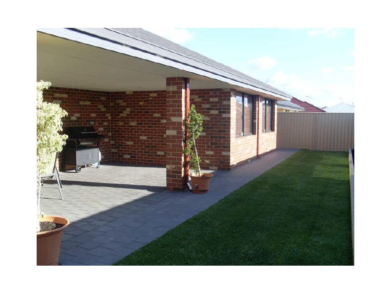 9 Coles Street, Byford WA 6122