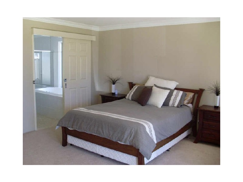 76 Broadway Blvd, Piara Waters WA 6112