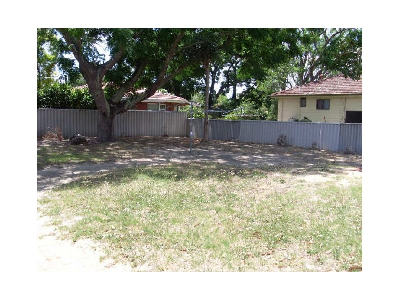 27 Ilma Street, Gosnells WA 6110