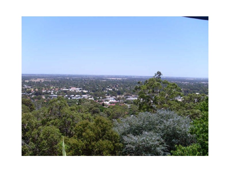 31 Opal Way, Mount Richon WA 6112