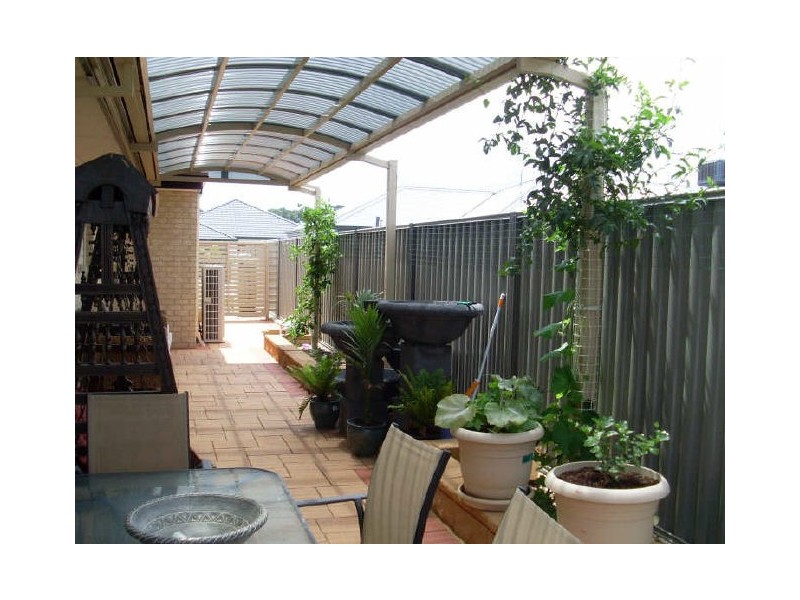 14 Temple Way, Piara Waters WA 6112